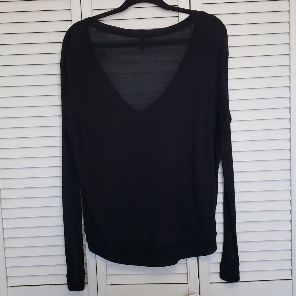 7 For All Mankind Oversized Modal and Silk Lightweight V-neck Sweater, Size XS - Picture 5 of 11
